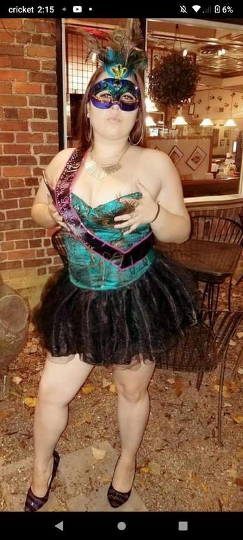 Steph, 25 Mixed female escort, Raleigh