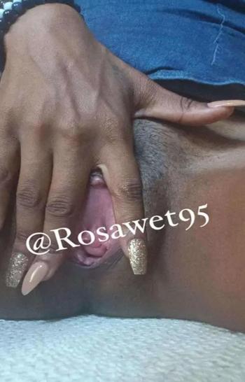 Rosa, 22  female escort, Raleigh