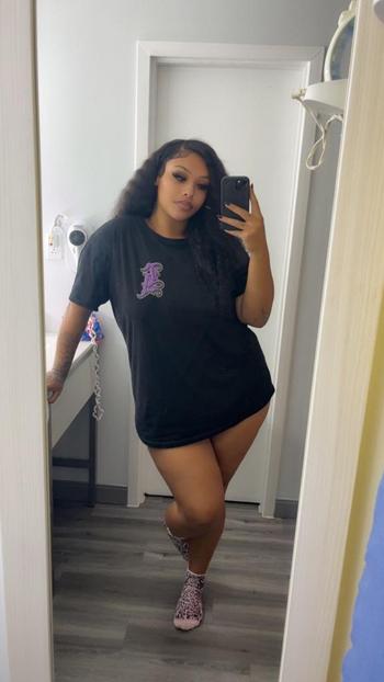 Red, 25  female escort, Raleigh