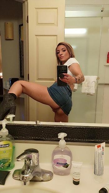 Summerbae, 29  female escort, Raleigh