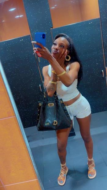Kash doll, 22  female escort, Raleigh