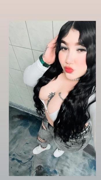 Angeles, 24  female escort, Raleigh
